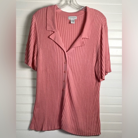 Avenue Pink knit top ribbed Cotton Blend colored v-neck Size 26/28 - Picture 1 of 5